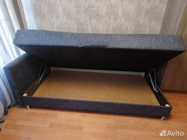 Тахта диван софа