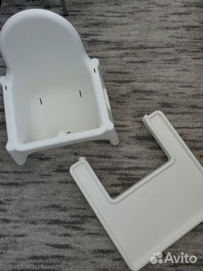 Стульчик для кормления IKEA с подножкой