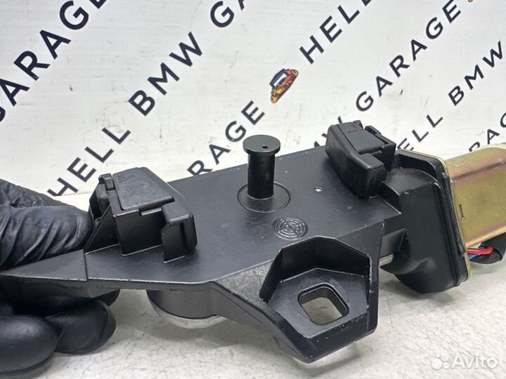 Доводчик багажника Bmw E65 E66
