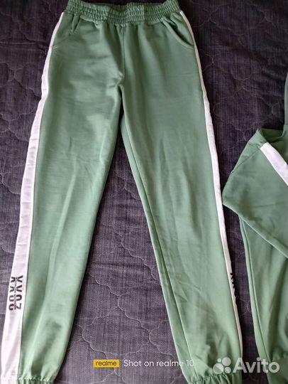 Спортивный костюм