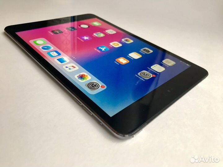 iPad Mini 2 32GB Wi-Fi + SIM + стилус