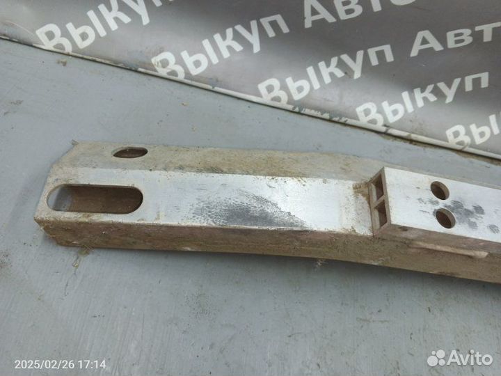 Усилитель бампера задний Nissan Murano VQ35 2007