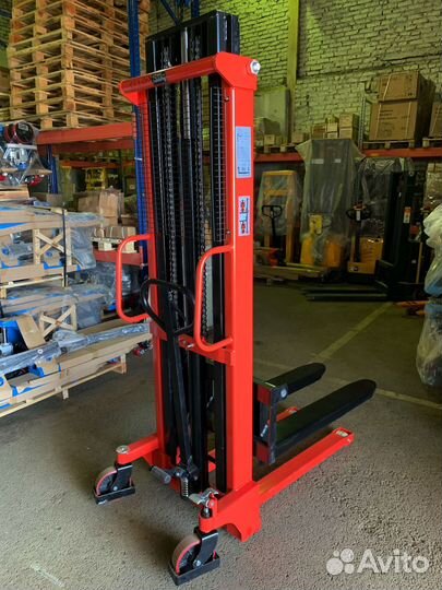 Штабелёр гидравлический