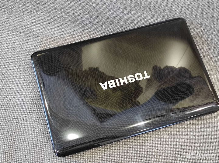 Ноутбук i3, 8Гб Ram, SSD 512Гб Intel, 15.6