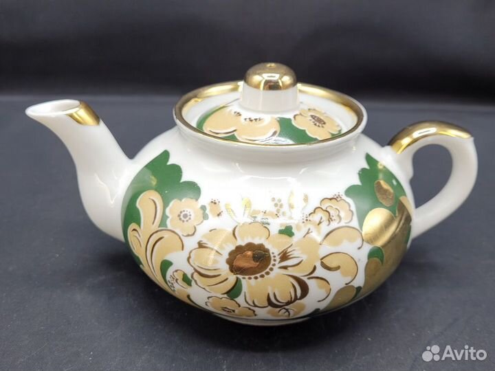 Чайник фарфор позолота Цветы дфз Вербилки