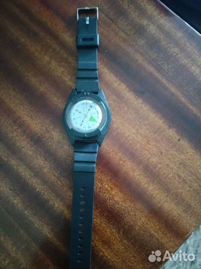 Компас в виде часов