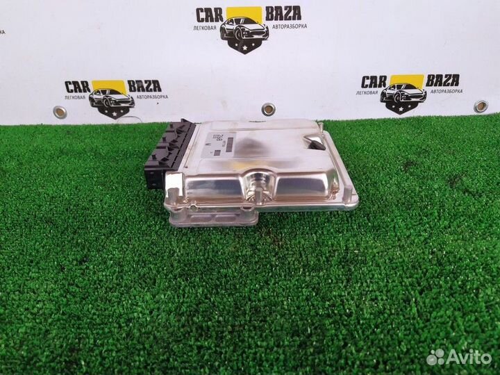 Блок управления двигателем Mitsubishi Carisma