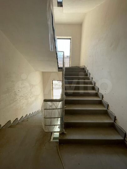 3-к. квартира, 106,5 м², 3/12 эт.