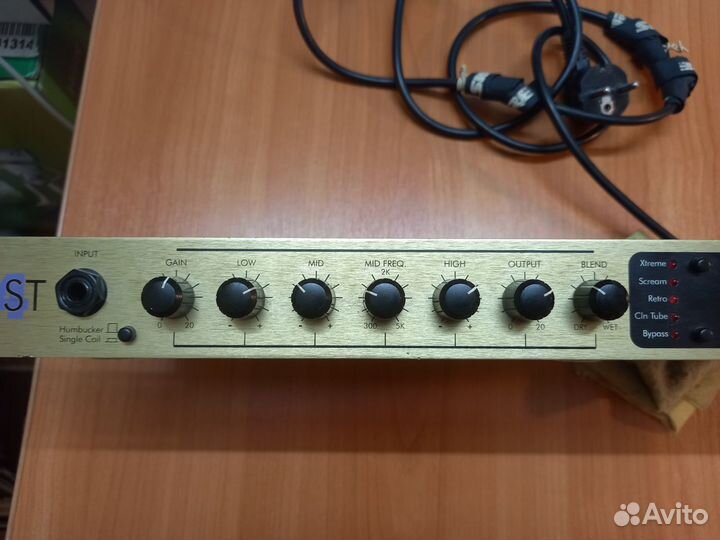 ART DST-4 Studio Tube Guitar Preamp with Effects