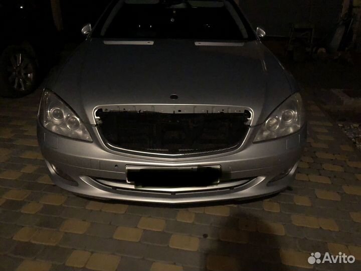 W221 бампер передний