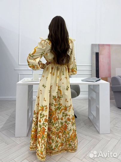 Потрясающее цветочное платье Zimmermann