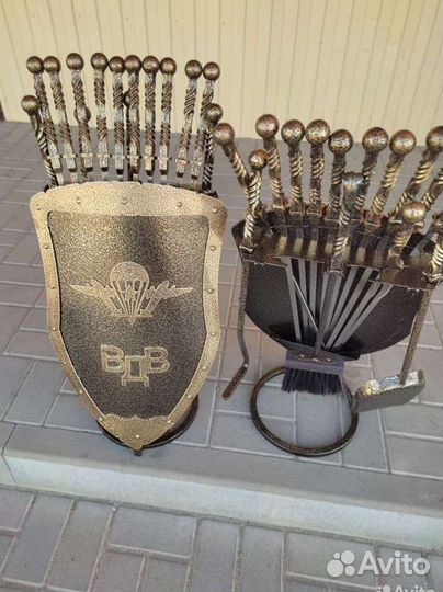 Подарок на день вдв подставка для шампуров