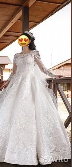 Свадебное платье