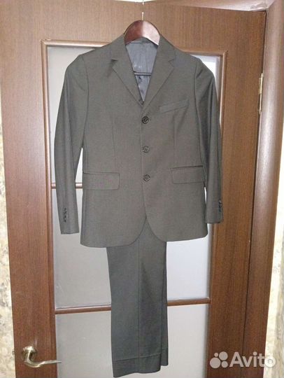Костюм школьный серый на 146