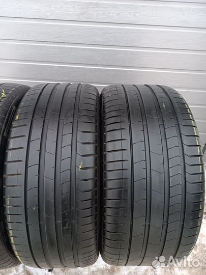 Pirelli P Zero PZ4 275/40 R21 и 315/35 R21