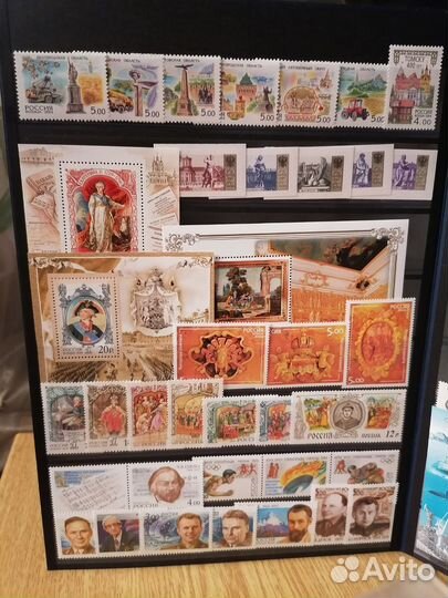 Годовой набор марок России 2004г., в худ. обложке