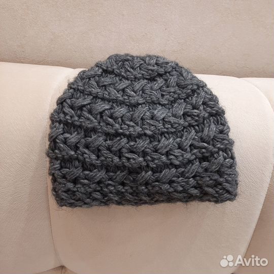 Шапка женская вязаная