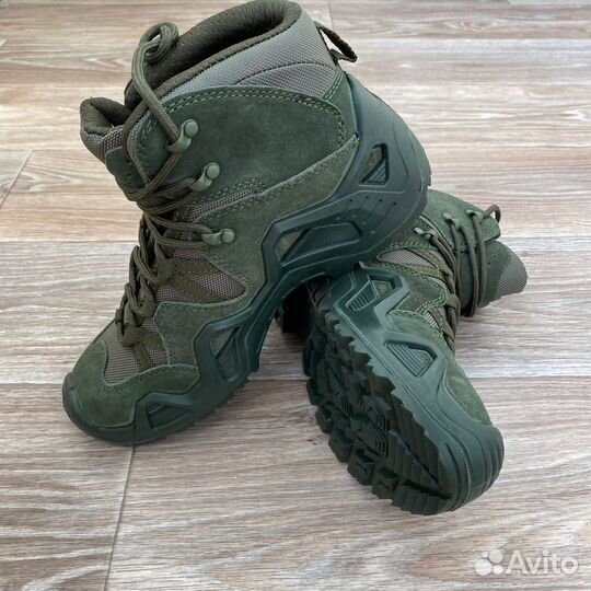 Ботинки тактические Lowa, треккинг, военные. Лова