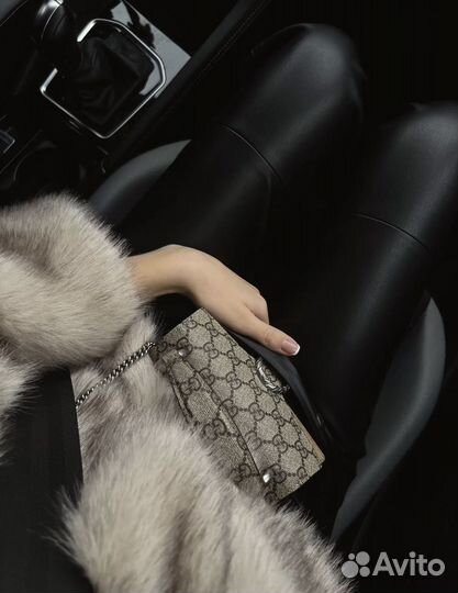 Шуба из эко меха