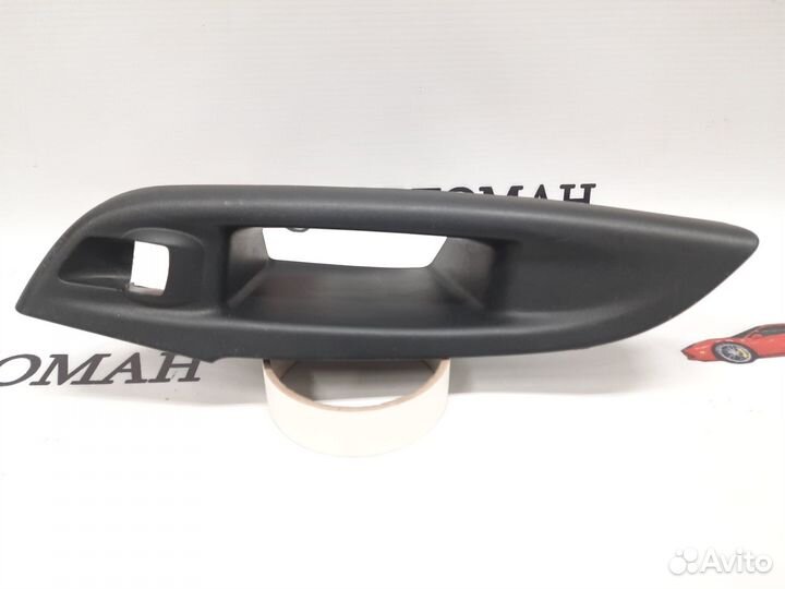 Накладка двери Ford Focus 3 2011-2019