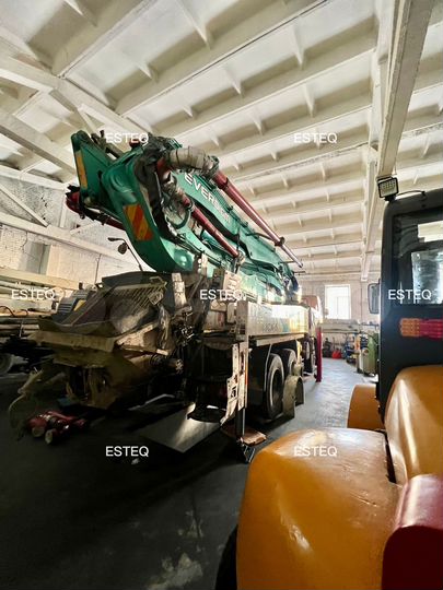 Складкой гаражный комплекс, 1700 м²