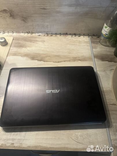 Ноутбук asus