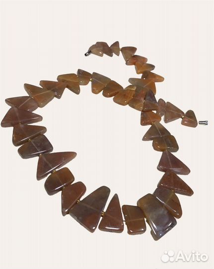 Бусы из натуральных камней