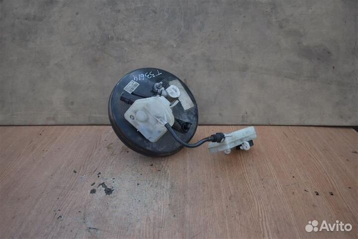 Вакуумный усилитель тормозов Peugeot 308 (T7)