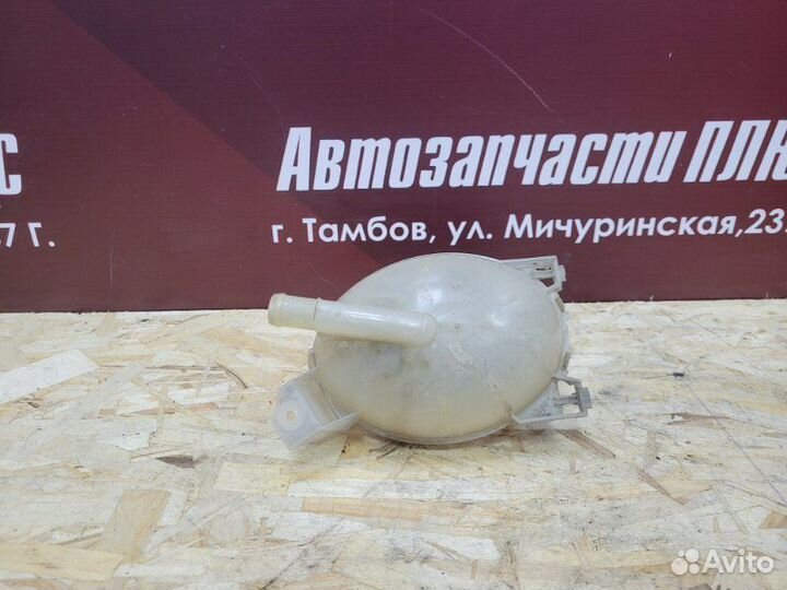 Бачок расширительный Renault Logan