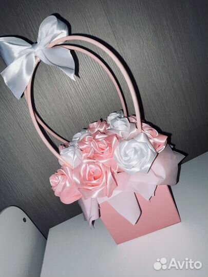 Букет из атласных лент