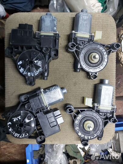 Мотор стеклоподъемника Шкода Октавия 3 А7