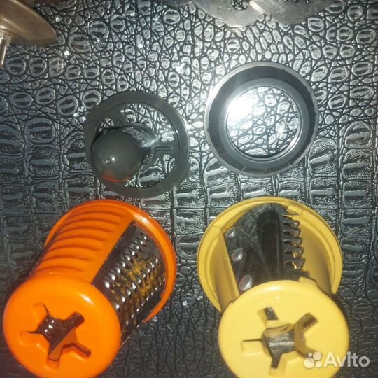 Мясорубка, комбайн кухонный