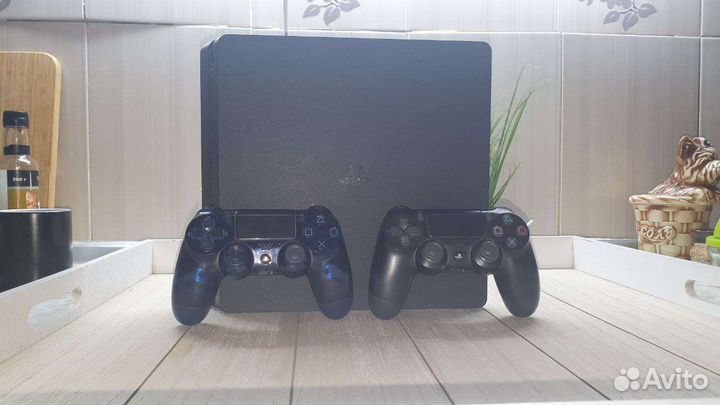 Sony playstation 4 slim