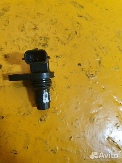 Датчик распредвала ниссан nissan QR25 2.5 QR25DE