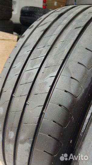 Goodyear EfficientGrip 2 SUV 235/55 R19 105V