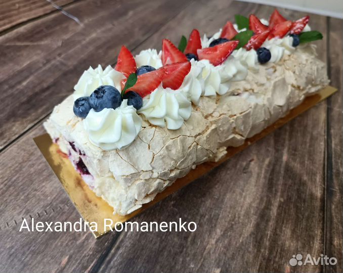 Меренговый рулет, выпечка, торты