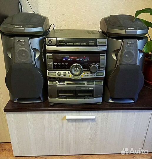 Музыкальный центр sony RX90