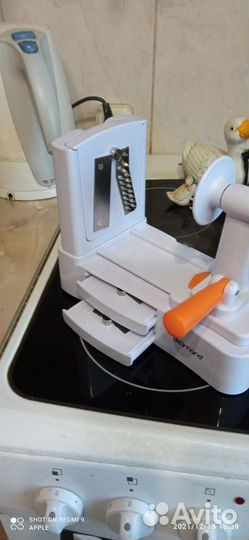 Овощерезка спиральная Овощерезка спиральная Товары