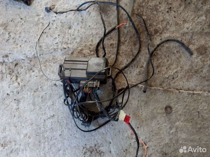 Блок сигнализации Старлайн Twage