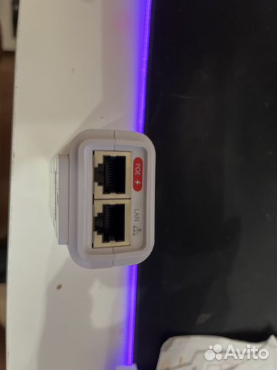 Ubiquiti блок питания POE24-12W-G-WH