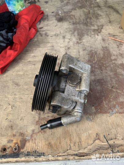 Насос гур freelander 2