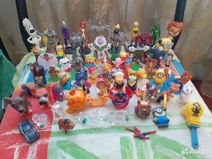 Игрушки из киндера