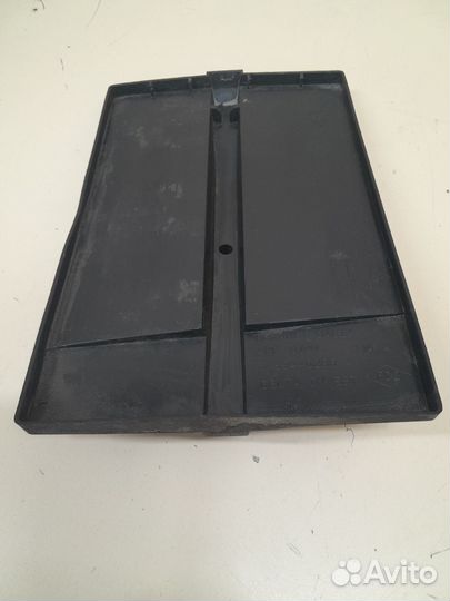 Крепление акб корпус / подставка Renault Duster 20