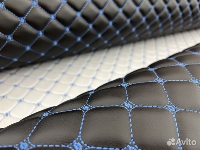 Стеганая экокожа черная синий квадрат