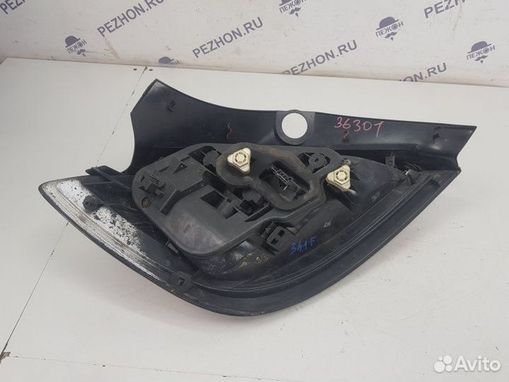 Фонарь задний правый Opel Astra