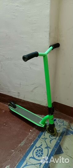 Самокат трюковой