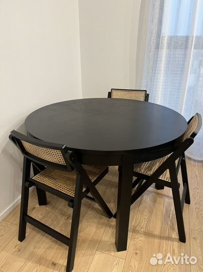 Стол IKEA Бьюрста