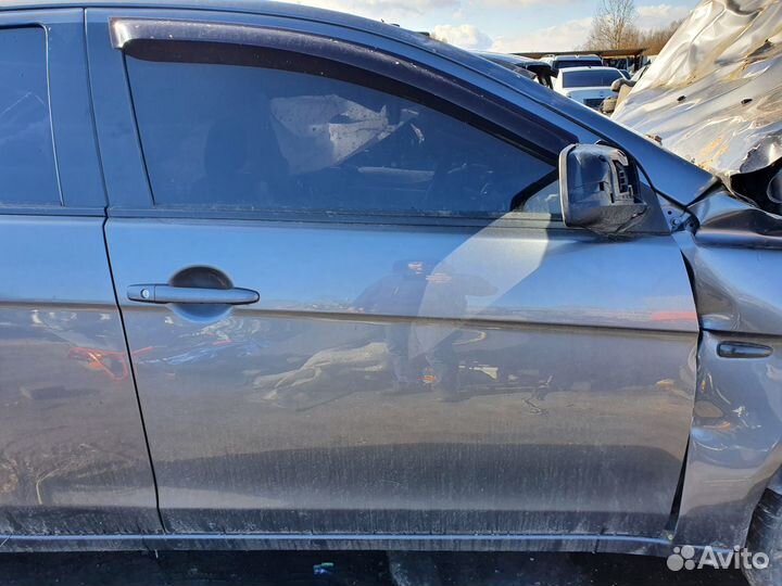 Дверь передняя правая lancer X cy лансер 10 серая