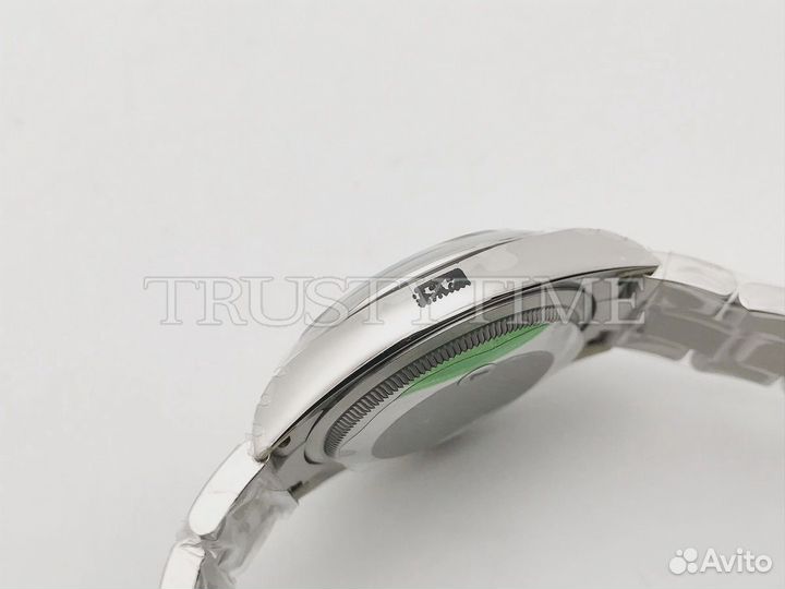 Часы Rolex Oyster Perpetual 36mm 126000-0002