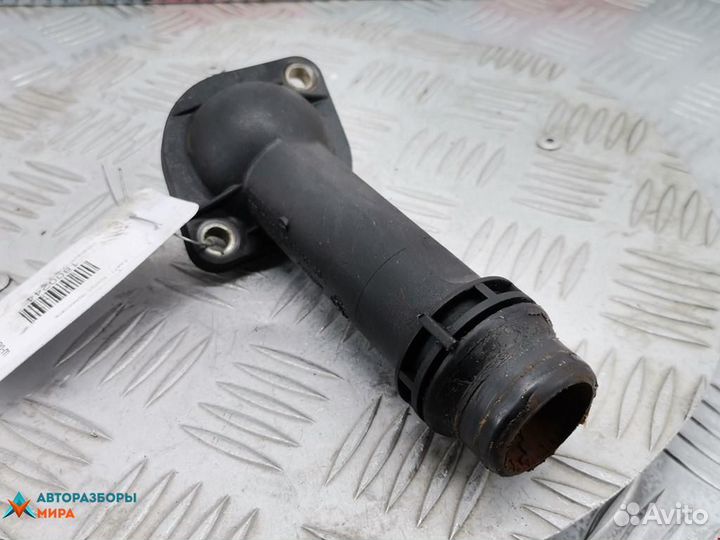 Корпус термостата Volkswagen Passat B5 2000